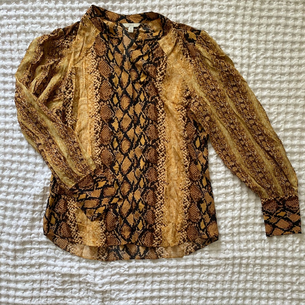 NWOT Joie Blouse